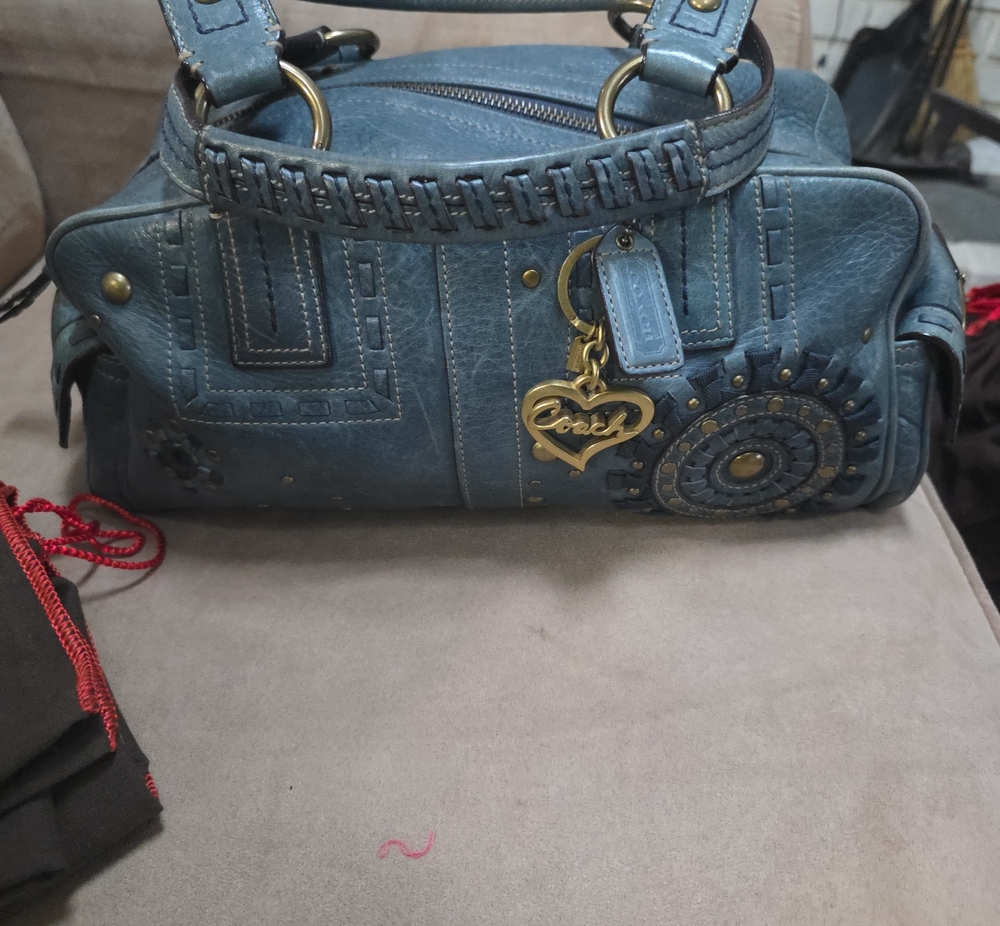 Coach Vintage Ink Blue Leather Satchel Ltd Editio W/Gold Heart Key Chain